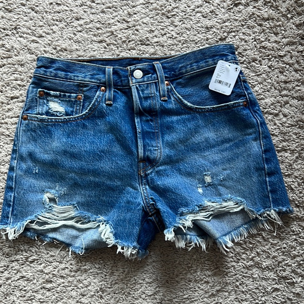 Levi High Waist Jean shorts